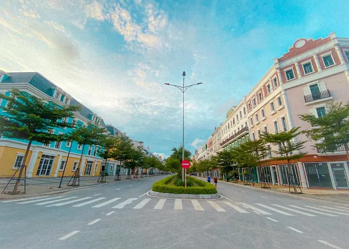 Beach Hotel Hotel 3*